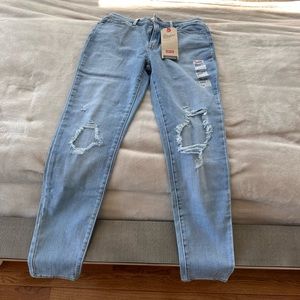 Levi’s skinny jeans